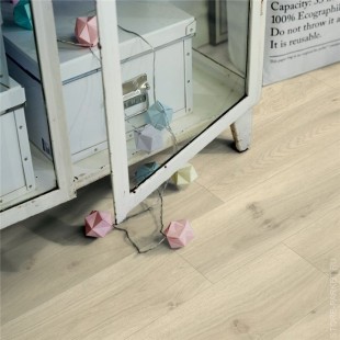 Виниловые полы Pergo CLASSIC PLANK OPTIMUM CLICK  ДУБ СОВРЕМЕННЫЙ СЕРЫЙ